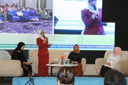 Marlinda Irwanti Poernomo saat menyampaikan pemaparan dalam Seminar Literasi yang digelar di Jakarta, pada Senin (25/11/2024).