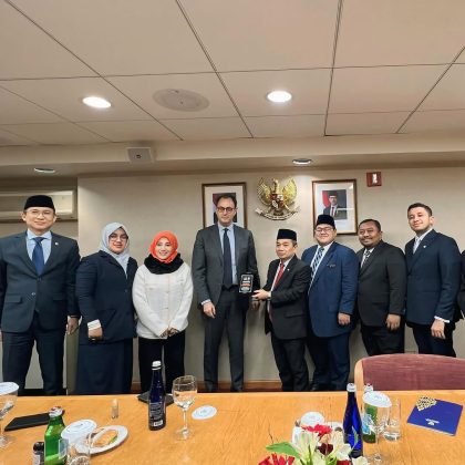 Kunjungan kerja DPR RI ke Amerika Serikat menemui Perwakilan Khusus Sekretaris Jenderal PBB untuk Kekerasan terhadap Anak atau Special Representatives of Secretary General (SRSG) for Violence Against Children di Markas PBB di New York, Amerika Serikat. (12/12/2024).