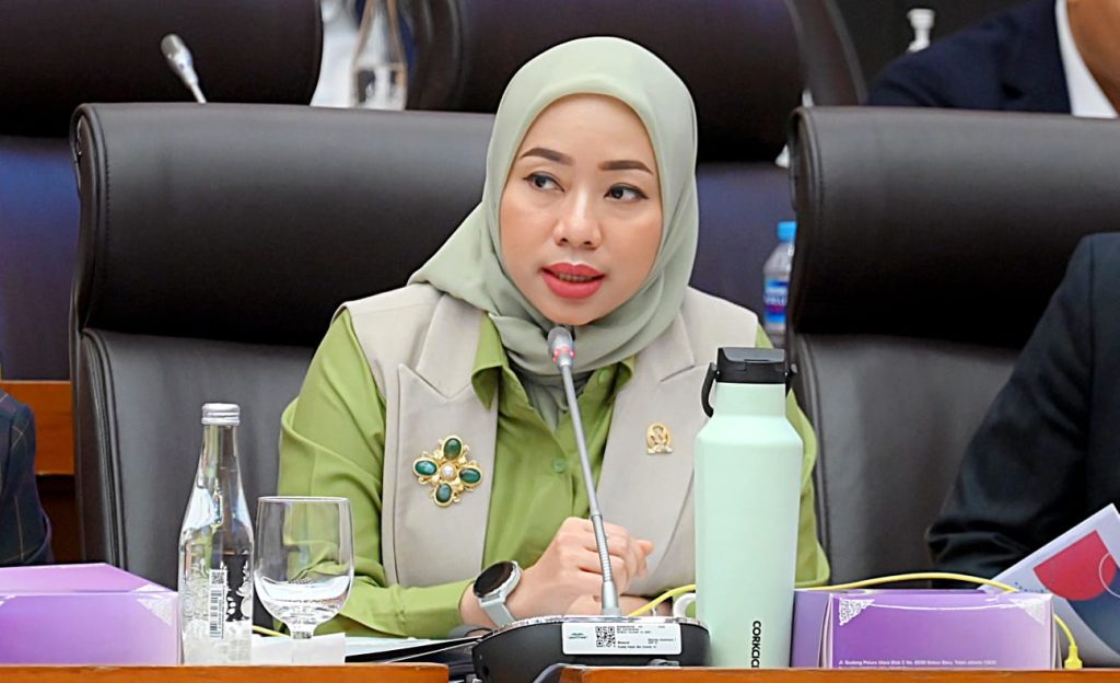Anggota Komisi XII DPR RI, Ratna Juwita