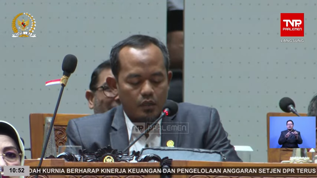 Anggota DPR RI Fraksi PKS dari Dapil Jatim VII, Riyono, saat menyampaikan pandangannya dalam