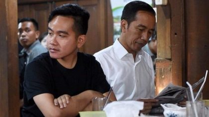 Jokowi dan Gibran Rakabuming Raka. Sumber foto : istimewa.