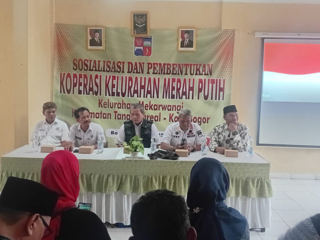 Sosialisasi dan Pembentukan Koperasi Merah Putih Kelurahan Mekarwangi Tanah Sareal Kota Bogor pada Rabu (7/5/2025)