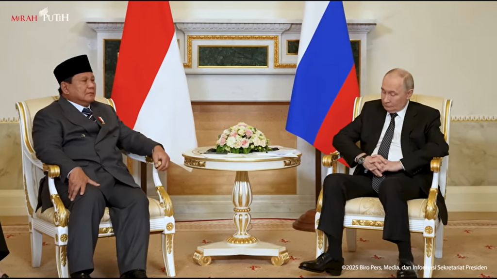 Presiden RI Prabowo Subianto dan Presiden Rusia Vladimir Putin.