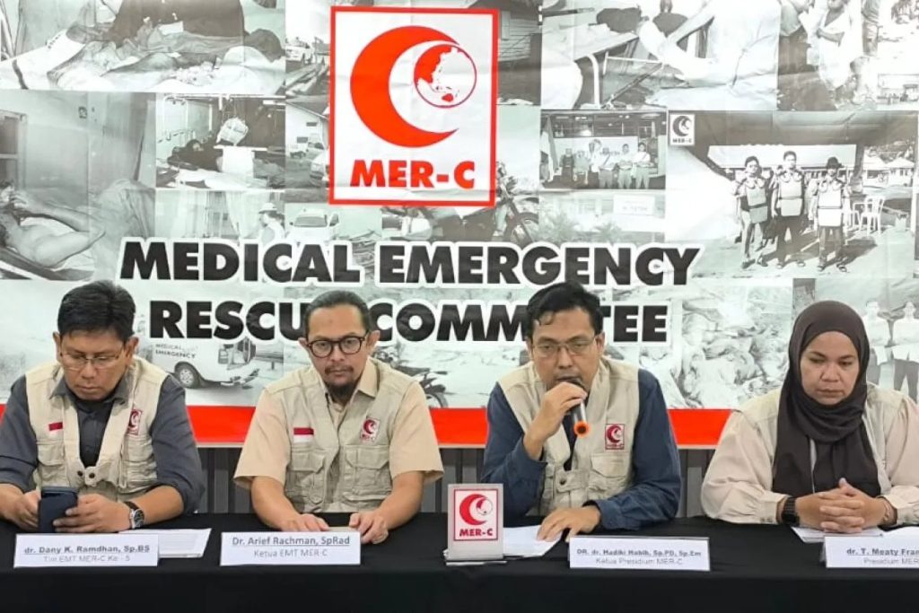 Komite Penyelamatan Darurat Medis (MER-C) menggelar konferensi pers di Jakarta, Rabu (9/10/2024). Sumber foto : ANTARA.
