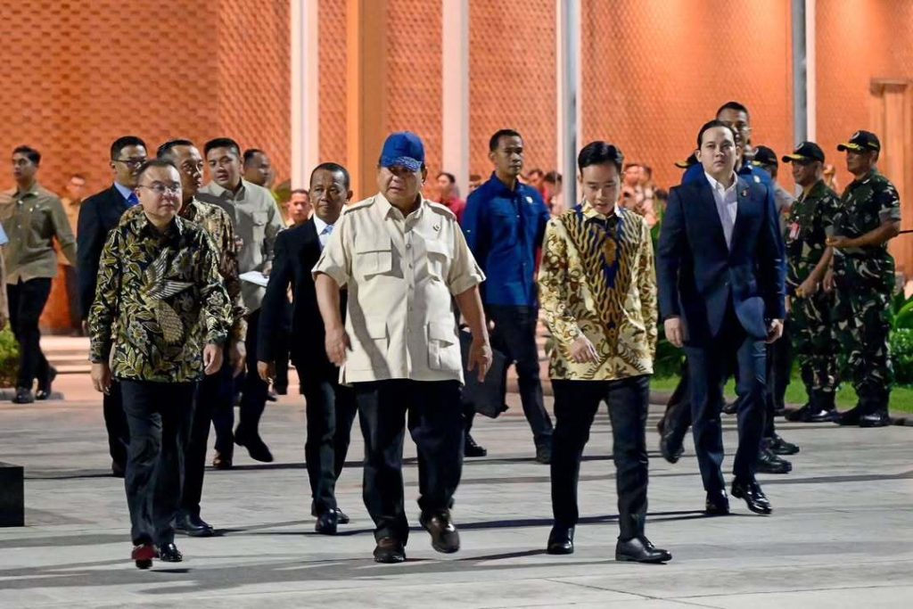 Presiden Prabowo Subianto saat hendak bertolak ke Rusia. Sumber foto : Instagram Sekretariat Kabinet