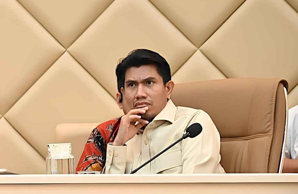 Bahtra Banong, Wakil Ketua Komisi II DPR RI